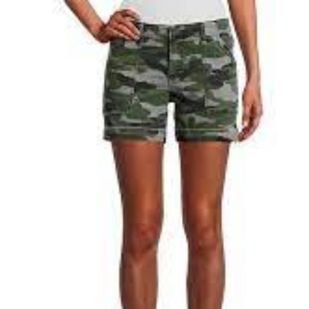 Kut from the Kloth Alice Camouflage Shorts - Picture 2 of 10